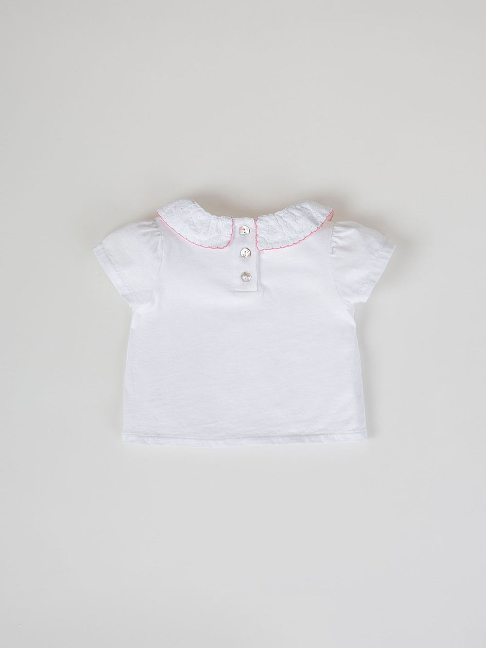 SHORT SLEEVE T-SHIRT WITH CREAM EMBROIDERED FABRIC NECK