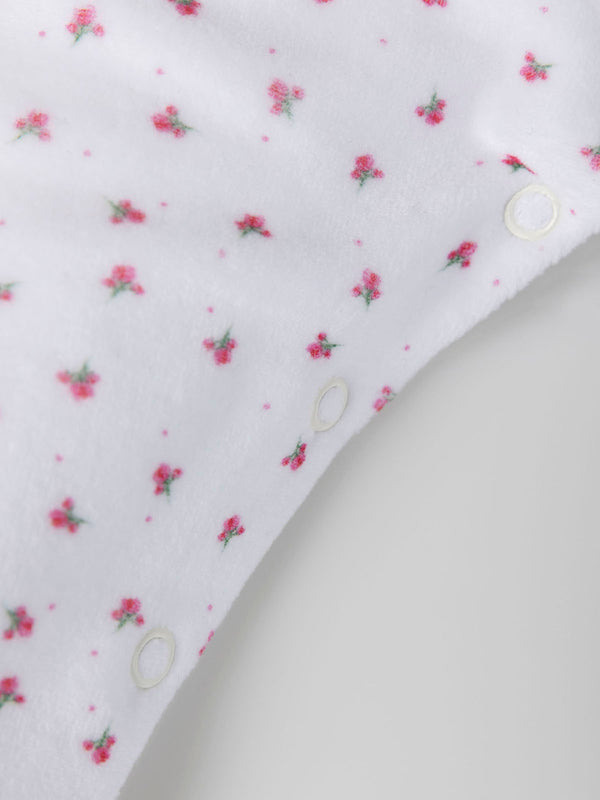 PIJAMA FLORES CUELLO VOLANTE BLANCO PURO